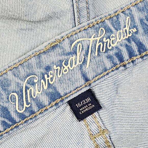 Universal Thread Size 16 33 Light Wash Blue Jean Shorts - Picture 3 of 4